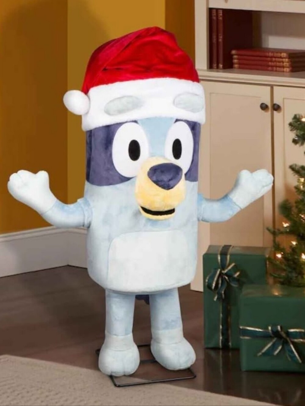 4ft Animatronic Musical Bluey Christmas Decoration